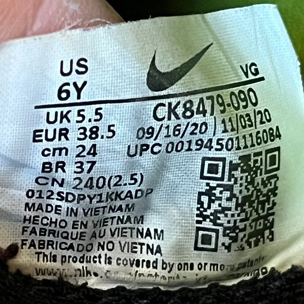 Nike Phantom GT Club FG MG Black Yellow Youth 6 Women 7.5 UK 5.5 EU 38.5‎